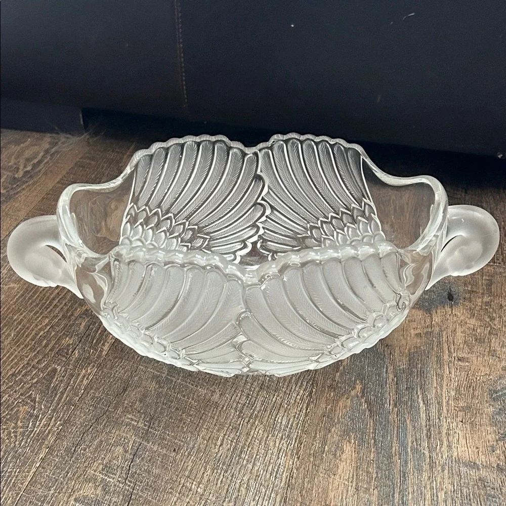 Vintage Mikasa Frosted Swan Crystal Oval Handled Bowl - 13